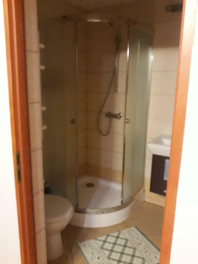 Privatunterkunft Pod Papugami *